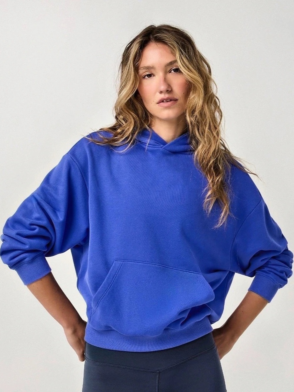 Vuori Sedona Classic Pullover Hoodie Electric Blue Size Small NWT